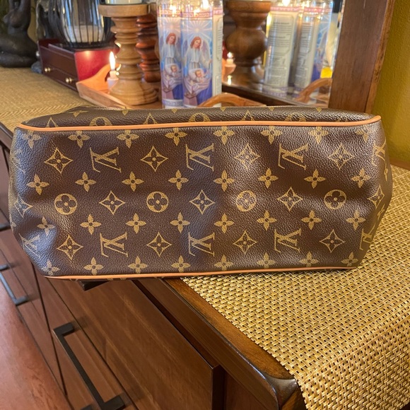 Authentic Louis Vuitton Tote - Picture 3 of 16